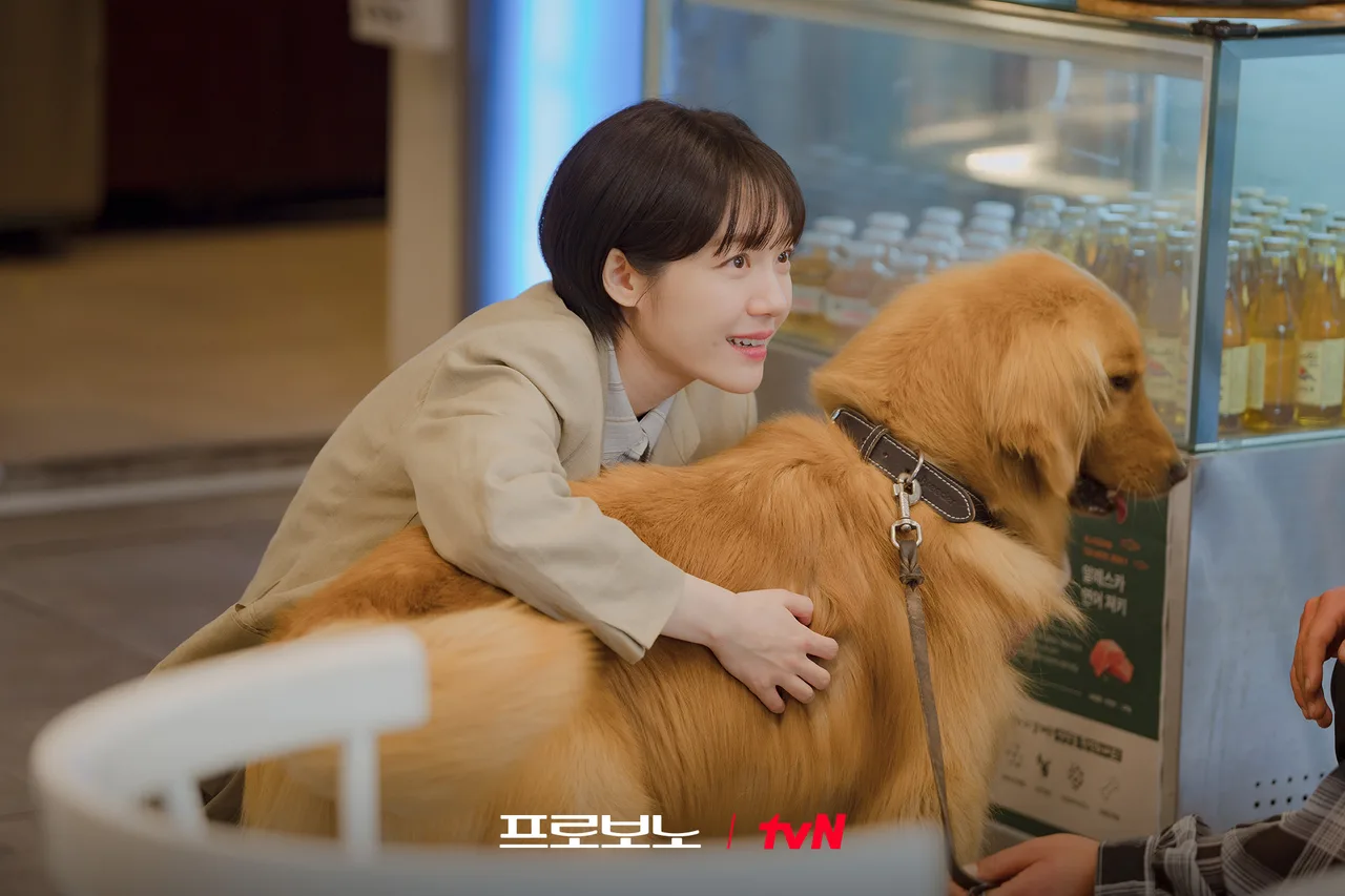 Diễn viên So Ju Yeon thủ vai Park Gi Ppeum trong phim Luật Sư Công Ích