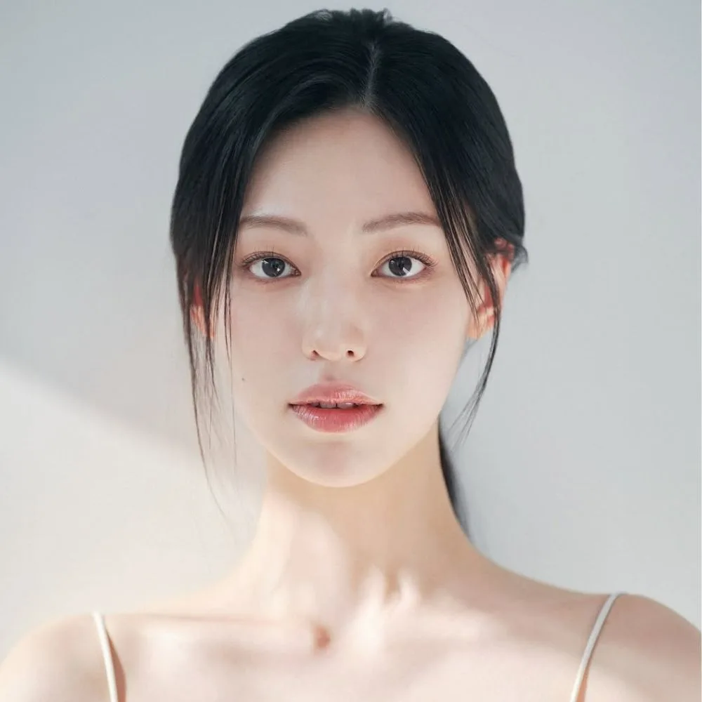 chân dung cô gái