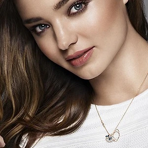 Miranda Kerr thiết kế trang sức cho Swarovski