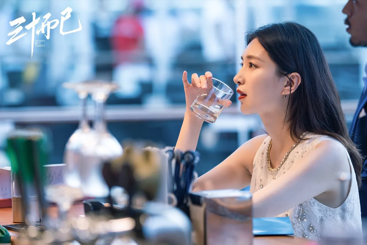 30 chưa phải là hết phim trung quốc mạn ni uống rượu