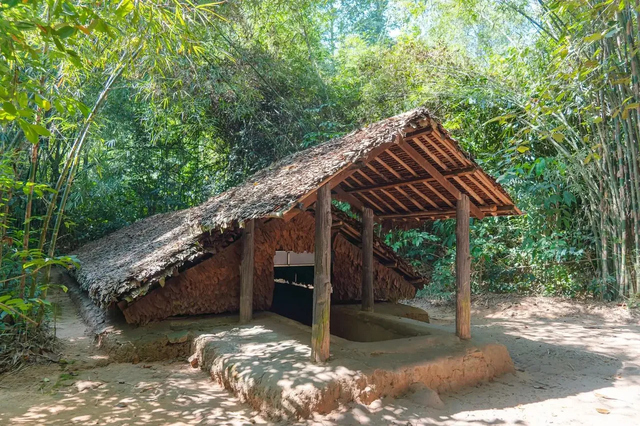 di tích địa đạo củ chi