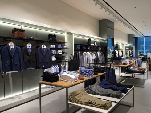 Khai trương cửa hàng thời trang Mango Mega Store