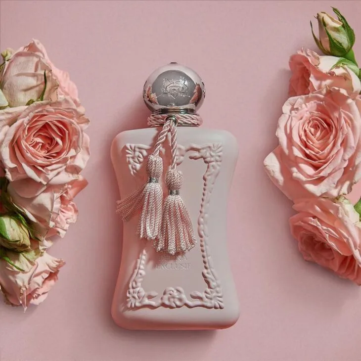 Nước hoa Parfums De Marly Delina nữ tính dành cho cô dâu yêu thích sự lãng mạn. Nước hoa Parfums De Marly Delina nữ tính dành cho cô dâu yêu thích sự lãng mạn.