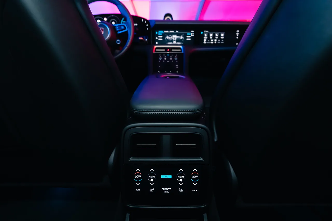 thương hiệu Porsche hai động cơ điện thương hiệu Porsche hai động cơ điện