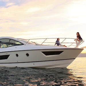 Tam Sơn Yachting - Nhà phân phối chính thức của tập đoàn Groupe Bénéteau tại Việt Nam
