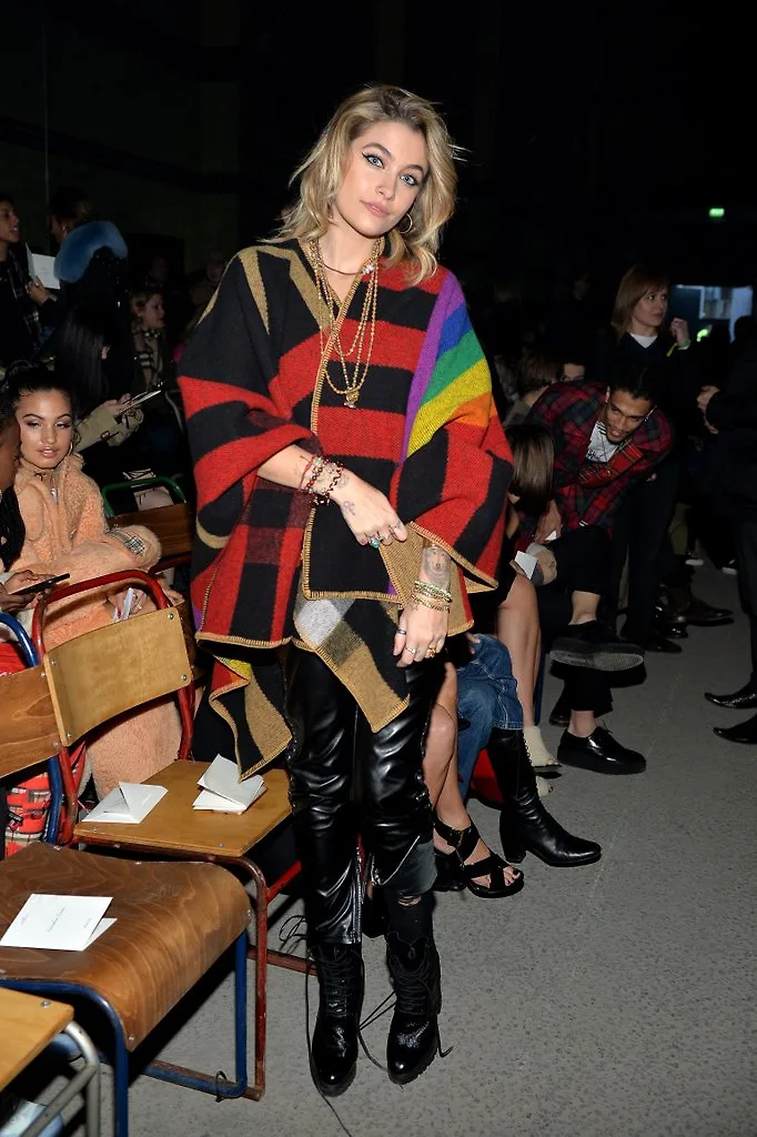 Từ đường phố đến thảm đỏ, phong cách thời trang của diễn viên Paris Jackson đã thay đổi đáng kinh ngạc Từ đường phố đến thảm đỏ, phong cách thời trang của diễn viên Paris Jackson đã thay đổi đáng kinh ngạc