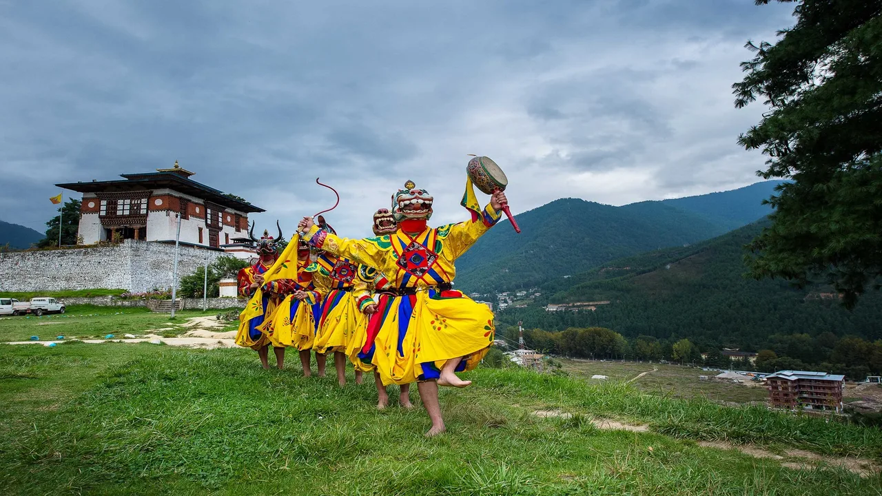 người dân nhảy mua