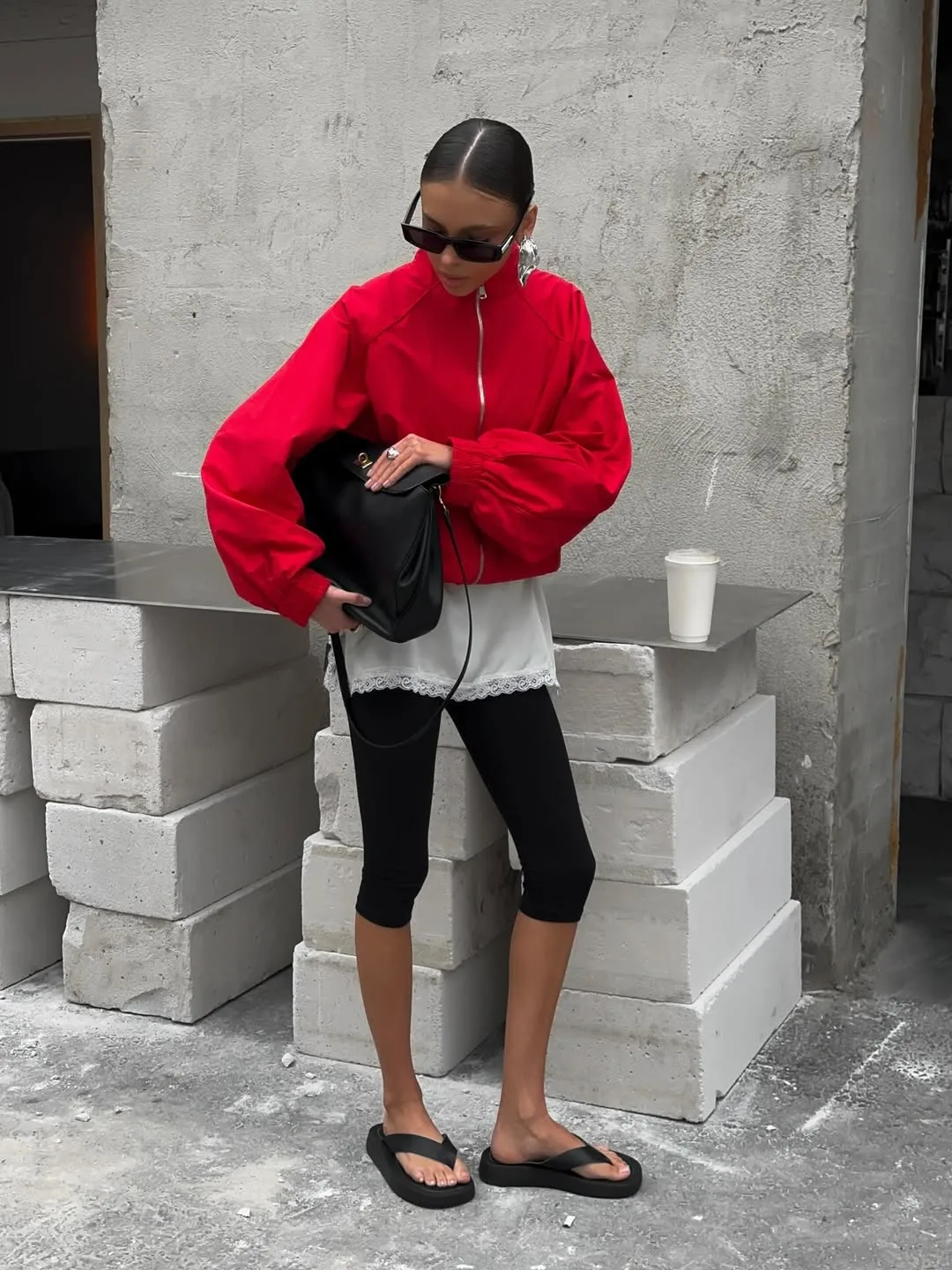 áo camisole ren phối quần lửng