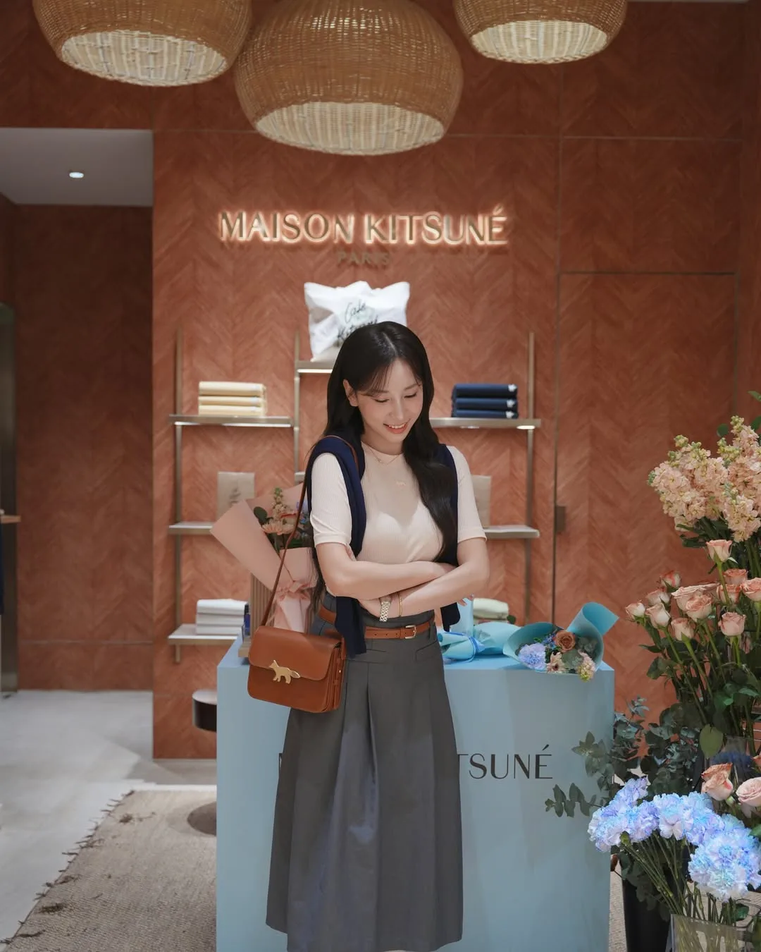 minhthu.chloe váy midi tốt nghiệp