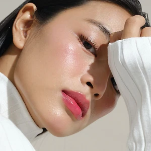 d'alba - Cô gái trang điểm tự nhiên 