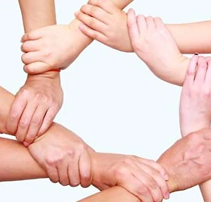 Đừng chỉ trích người chưa làm từ thiện! – blog Phương Huyên