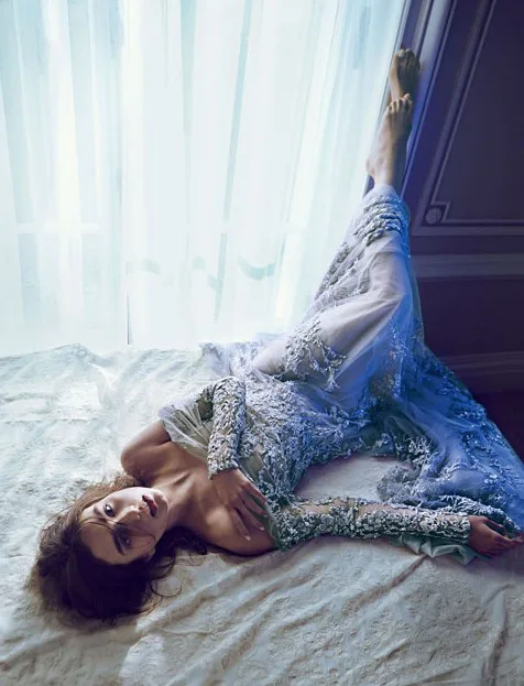 Elie Saab cùng giấc mơ tôn vinh người phụ nữ - ELLE VN