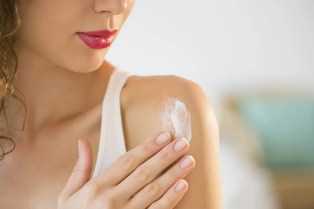 Sai lầm khi sử dụng kem chống nắng 1 Sai lầm khi sử dụng kem chống nắng 1