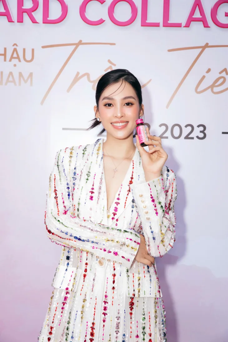 Hoa hậu Tiểu Vy: đại sứ thương hiệu mới của Menard Collagen Gold. Hoa hậu Tiểu Vy: đại sứ thương hiệu mới của Menard Collagen Gold.