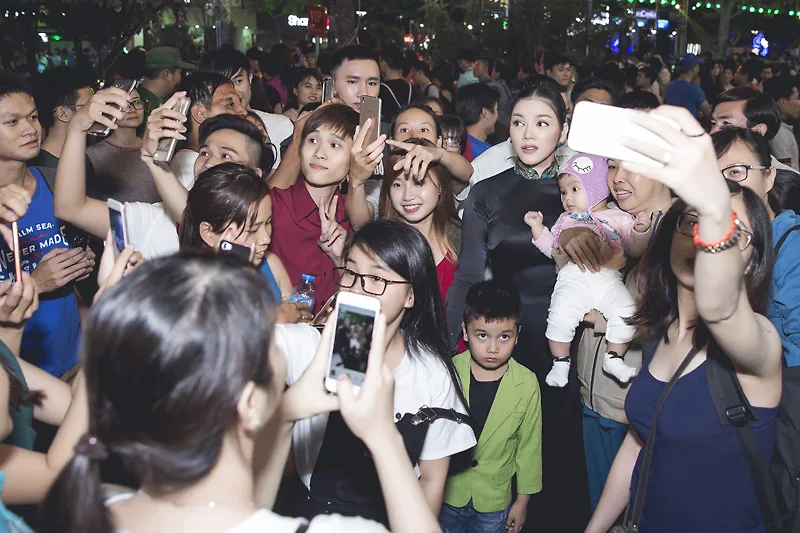 ly nha ky - elle vietnam 13