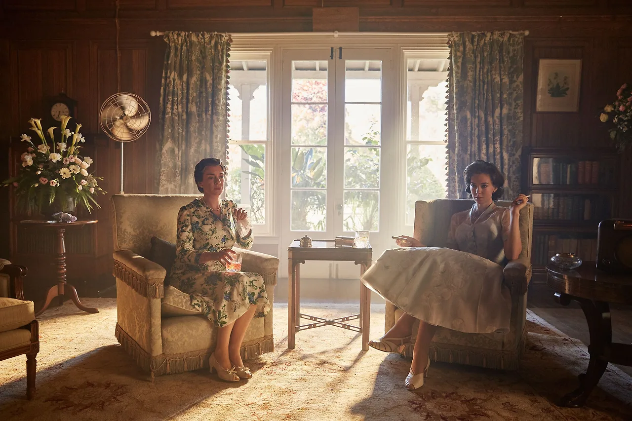 những địa điểm trong the crown