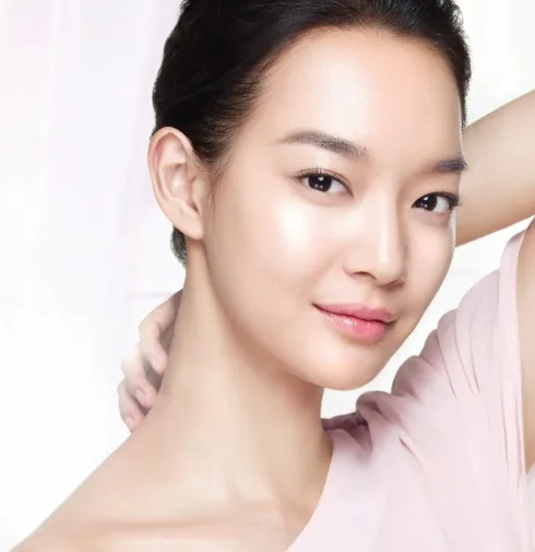 Shin Min Ah