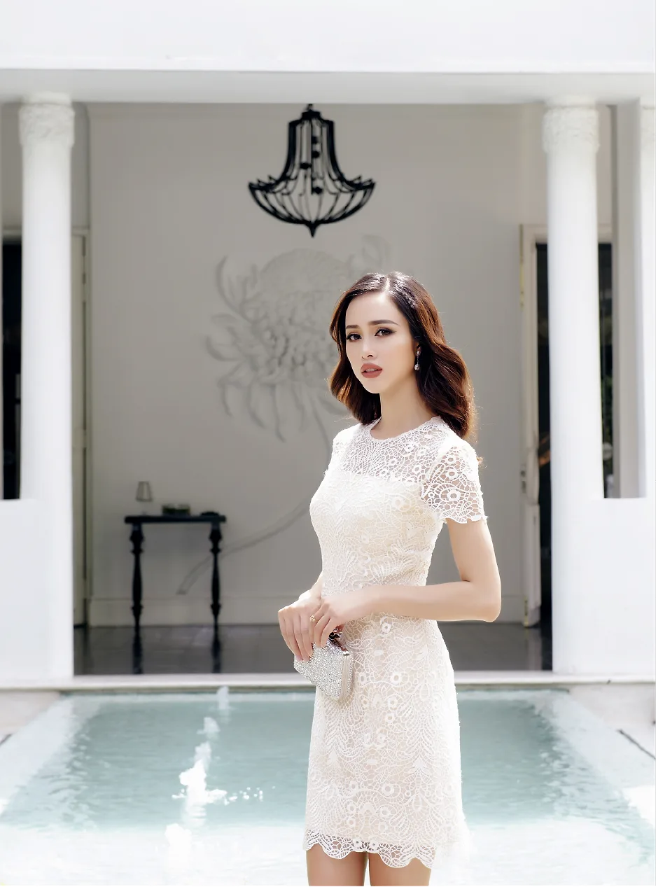 Vũ Ngọc Anh mặc thiết kế Lê Thanh Hòa - 03