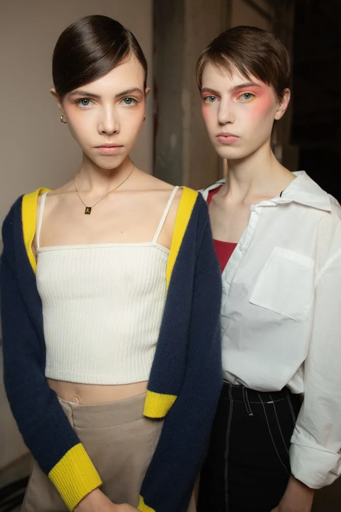 phong cách trang điểm trong show diễn mùa Xuân của Jason Wu phong cách trang điểm trong show diễn mùa Xuân của Jason Wu