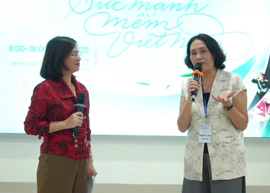 Bà Nguyễn Thị Sen Hoa phát biểu tại Phiên động não thuộc khuôn khổ "Diễn đàn Thời Khắc Việt 2025"