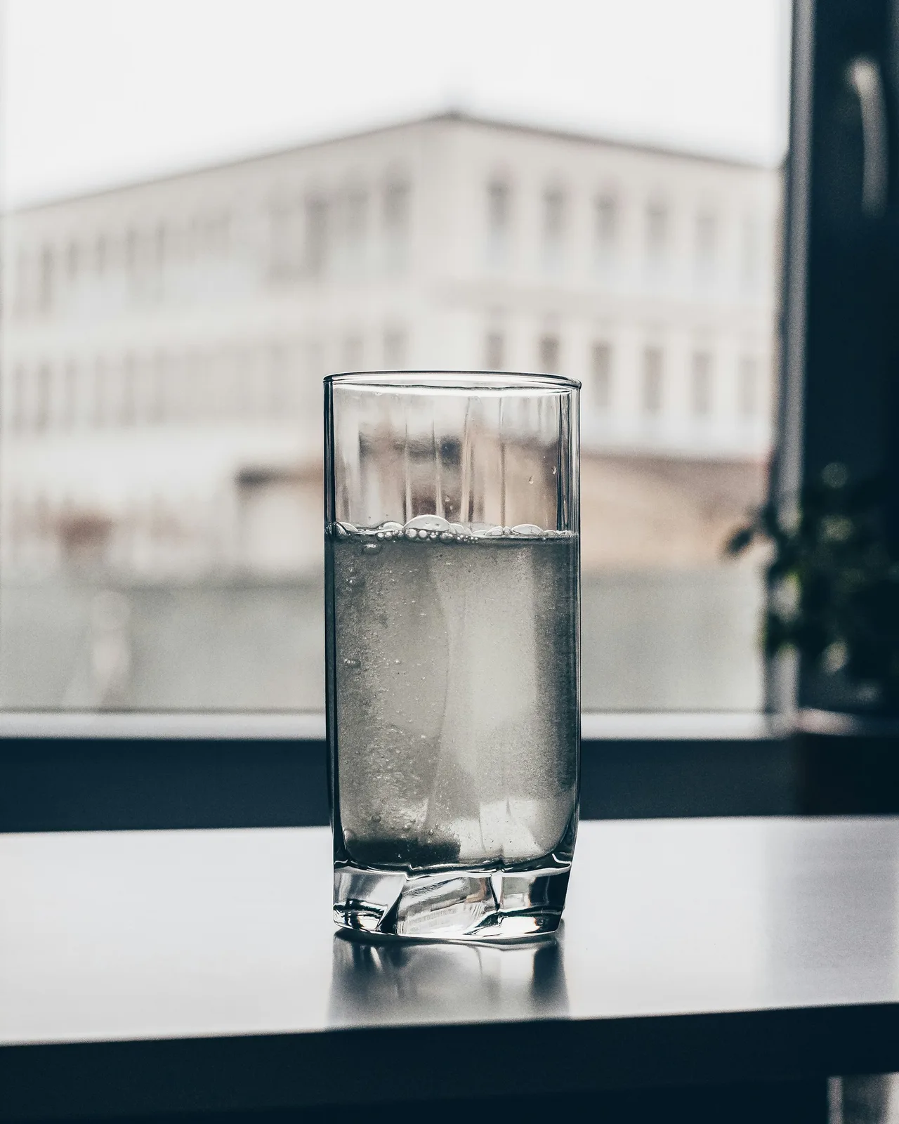uống nước buổi sáng