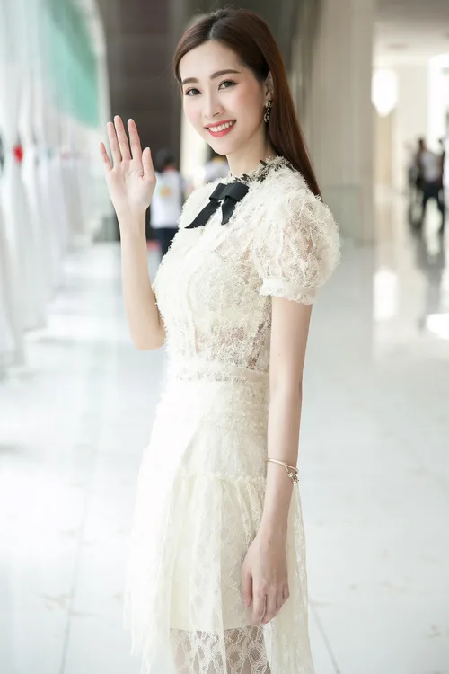 Khôn khéo như Đặng Thu Thảo mới lấy được tấm chồng tốt?