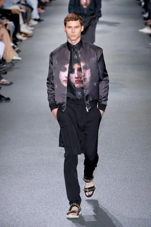 Nhung thiet ke lam nen lich su Givenchy 6