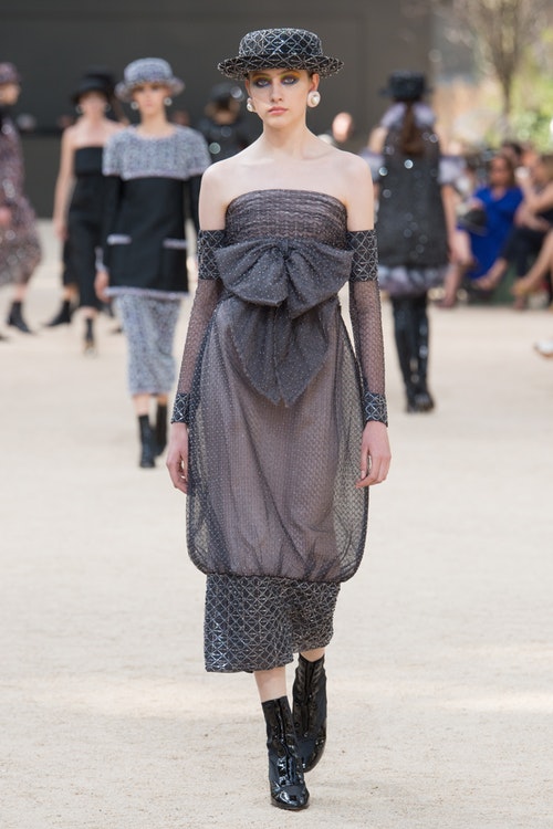 Chanel Couture Thu 2017_ELLEVN