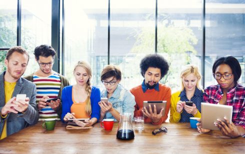 Mạng xã hội đã thay đổi con người như thế nào?