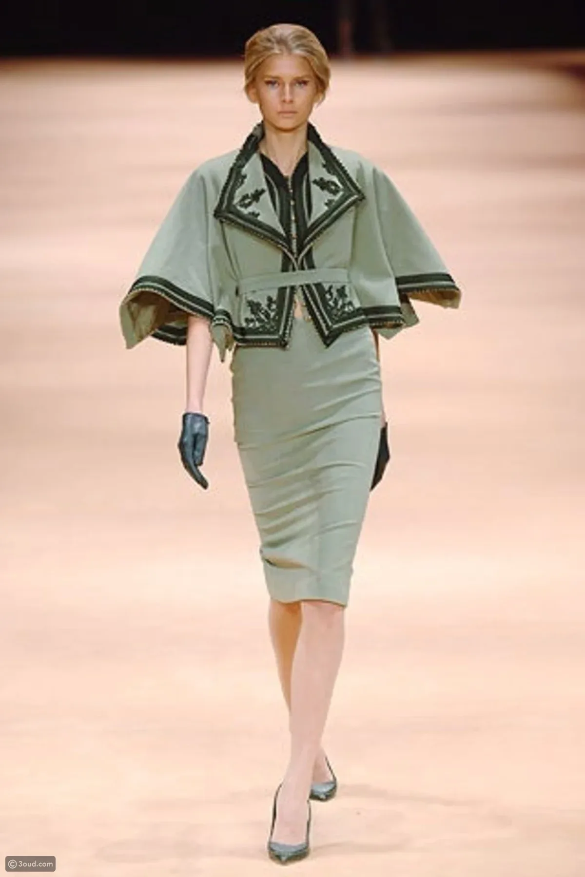 BST AW2005 Alexander mcqueen
