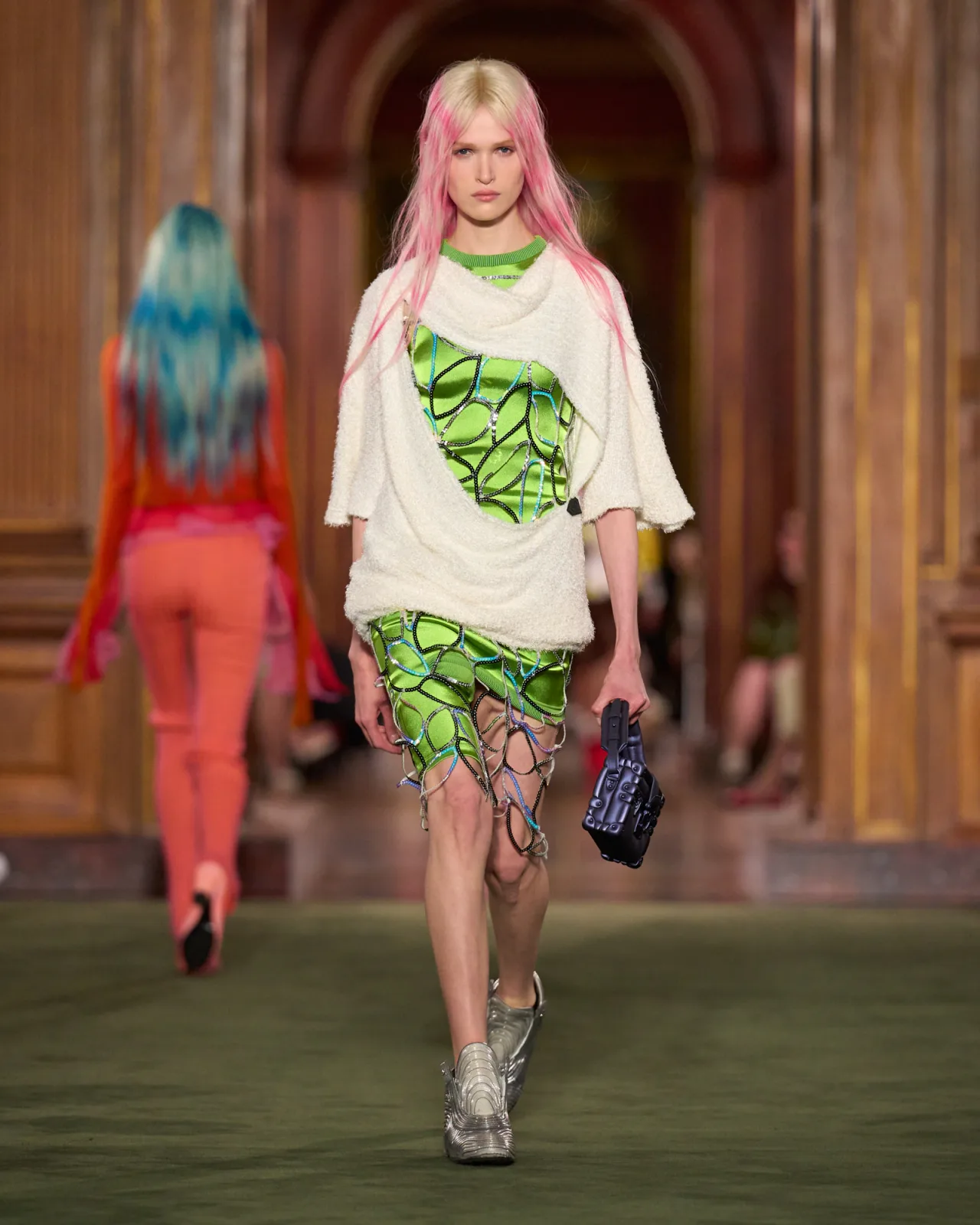WOMEN_CRUISE_2027_Look_36