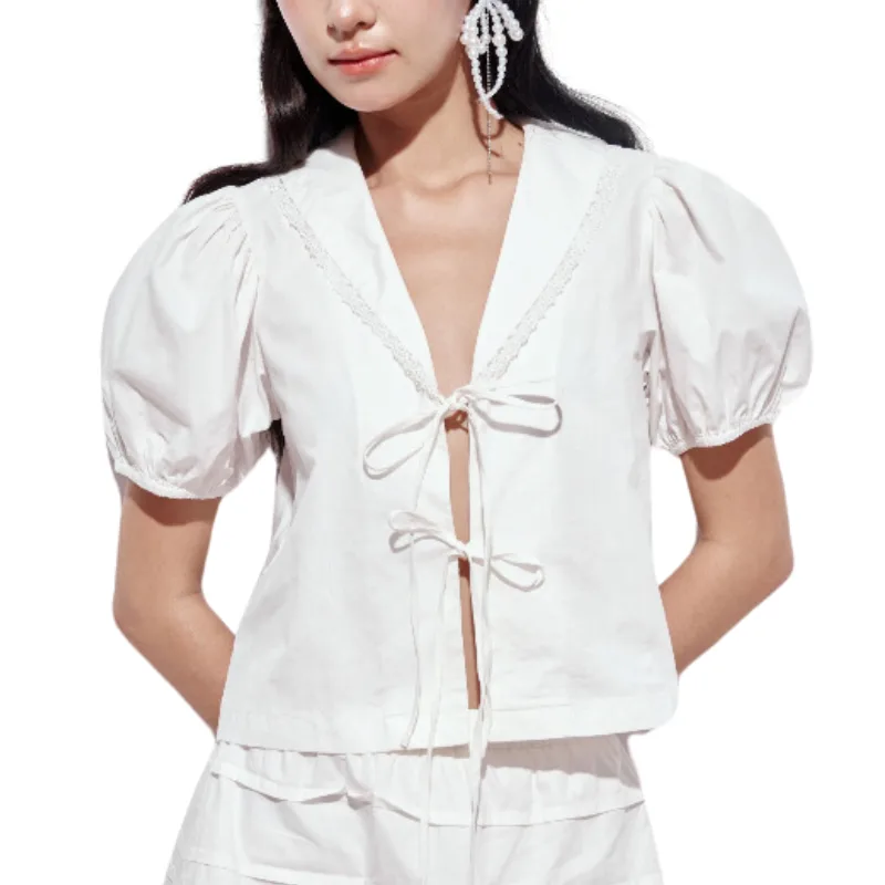 ELLE Linh (8).png