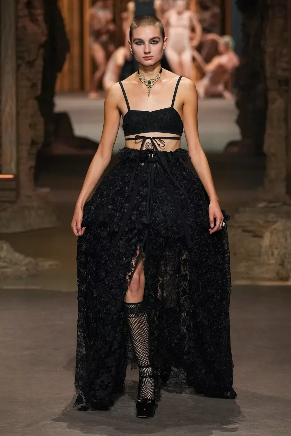 Dior xuân hè 2023 look 1