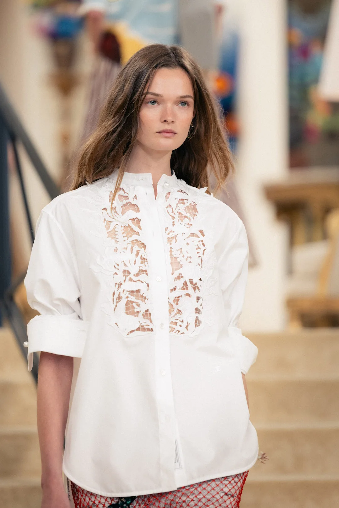 Sơ mi Chanel được may từ nhà may sơ mi Charvet