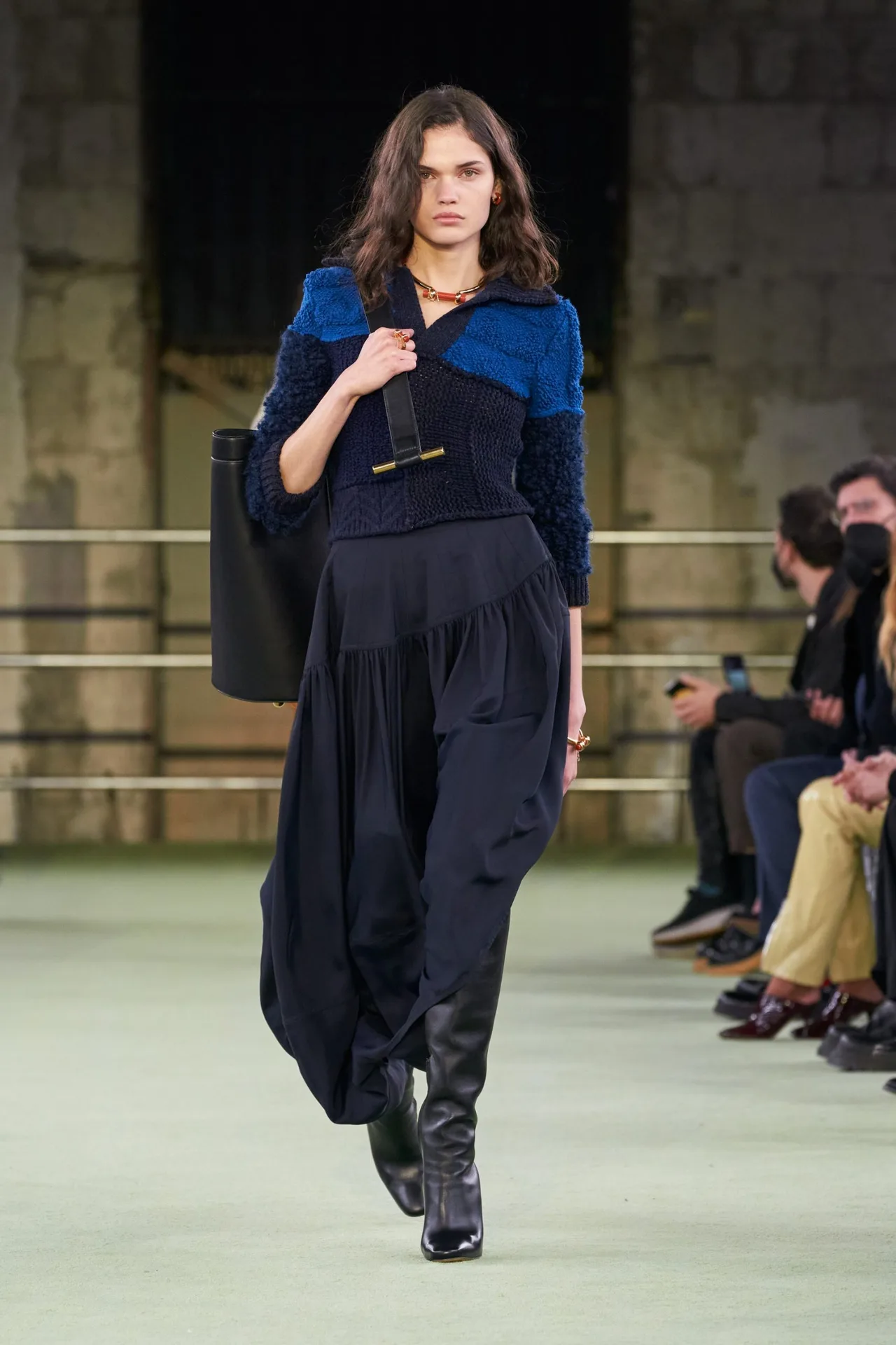 bottega veneta thu đông 2022 look 52