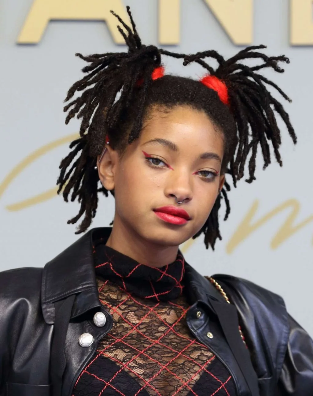 Willow Smith: một trong những nàng It Girl tạo được ấn tượng tốt trong vai trò nàng Thơ của Karl Lagerfeld Willow Smith: một trong những nàng It Girl tạo được ấn tượng tốt trong vai trò nàng Thơ của Karl Lagerfeld
