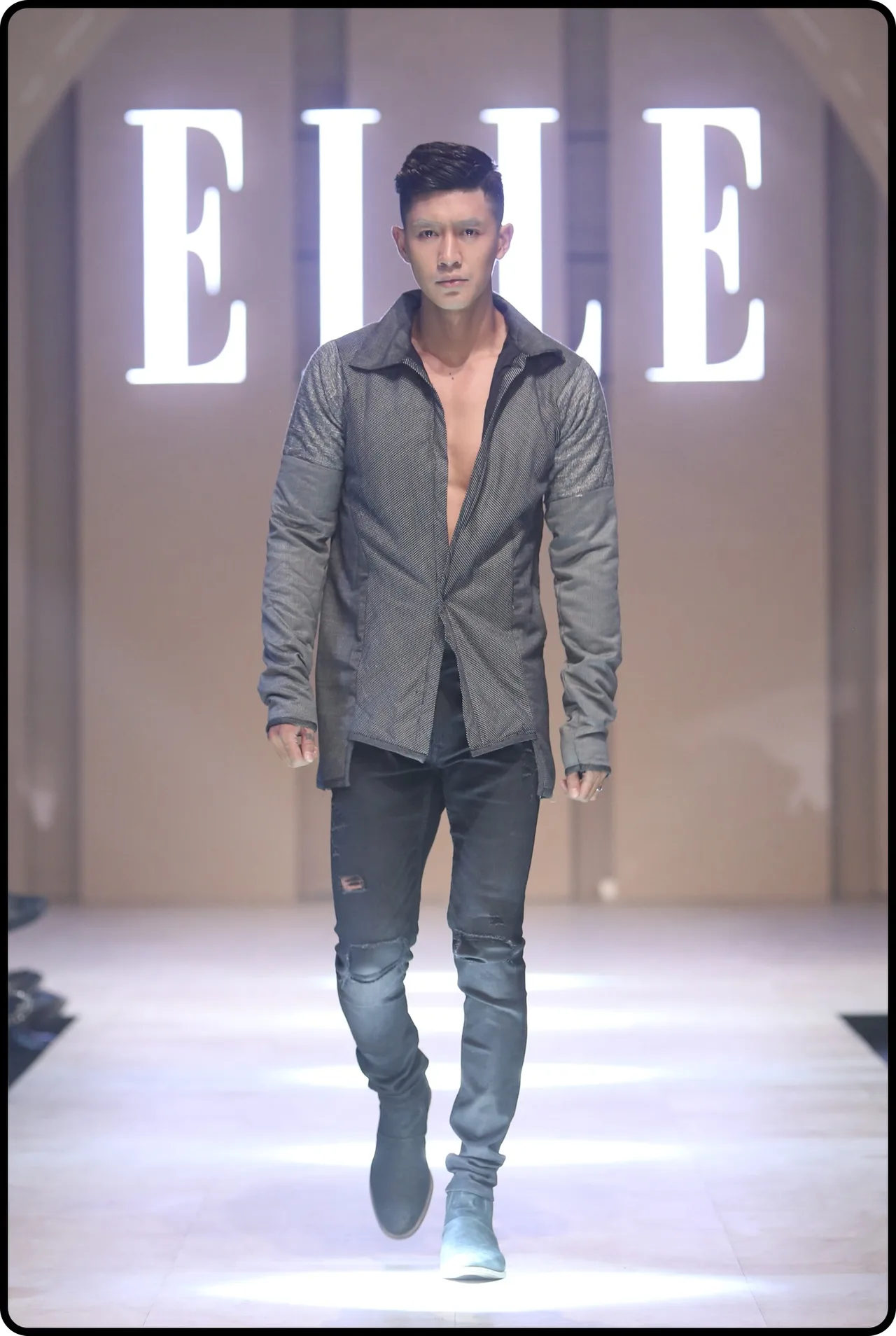 BST của NTK Quang Nhật tại ELLE Fashion Journey 2016