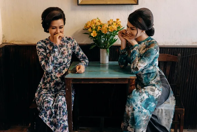Dàn sao Việt hưởng ứng xu hướng áo dài theo từng dịp Tết truyền thống ra sao? Dàn sao Việt hưởng ứng xu hướng áo dài theo từng dịp Tết truyền thống ra sao?