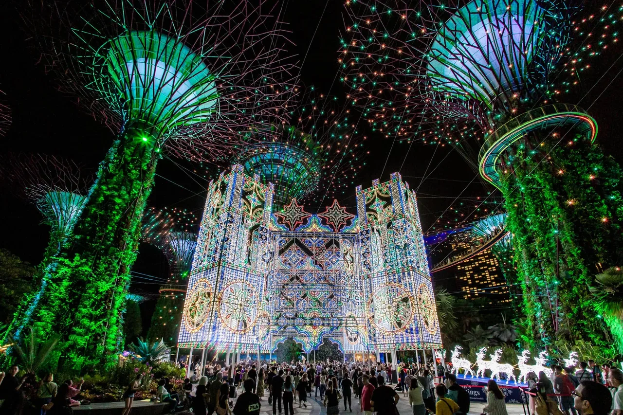 Sự kiện Christmas Wonderland tại Gardens by the Bay - Singapore