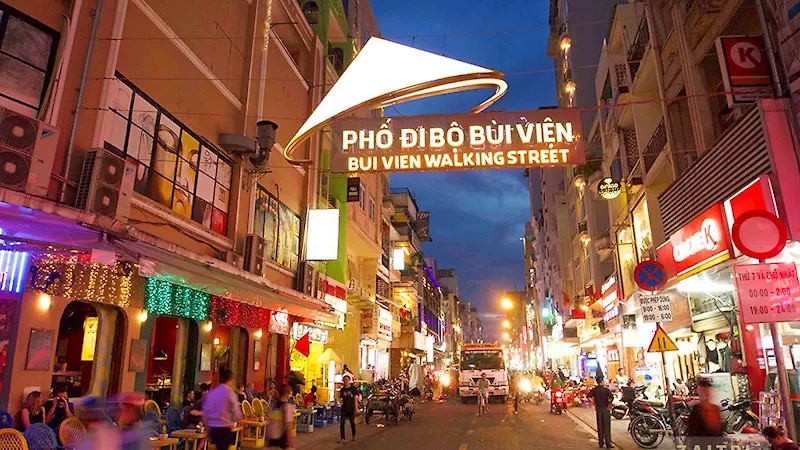 Thành phố du lịch đáng dạo bộ 13