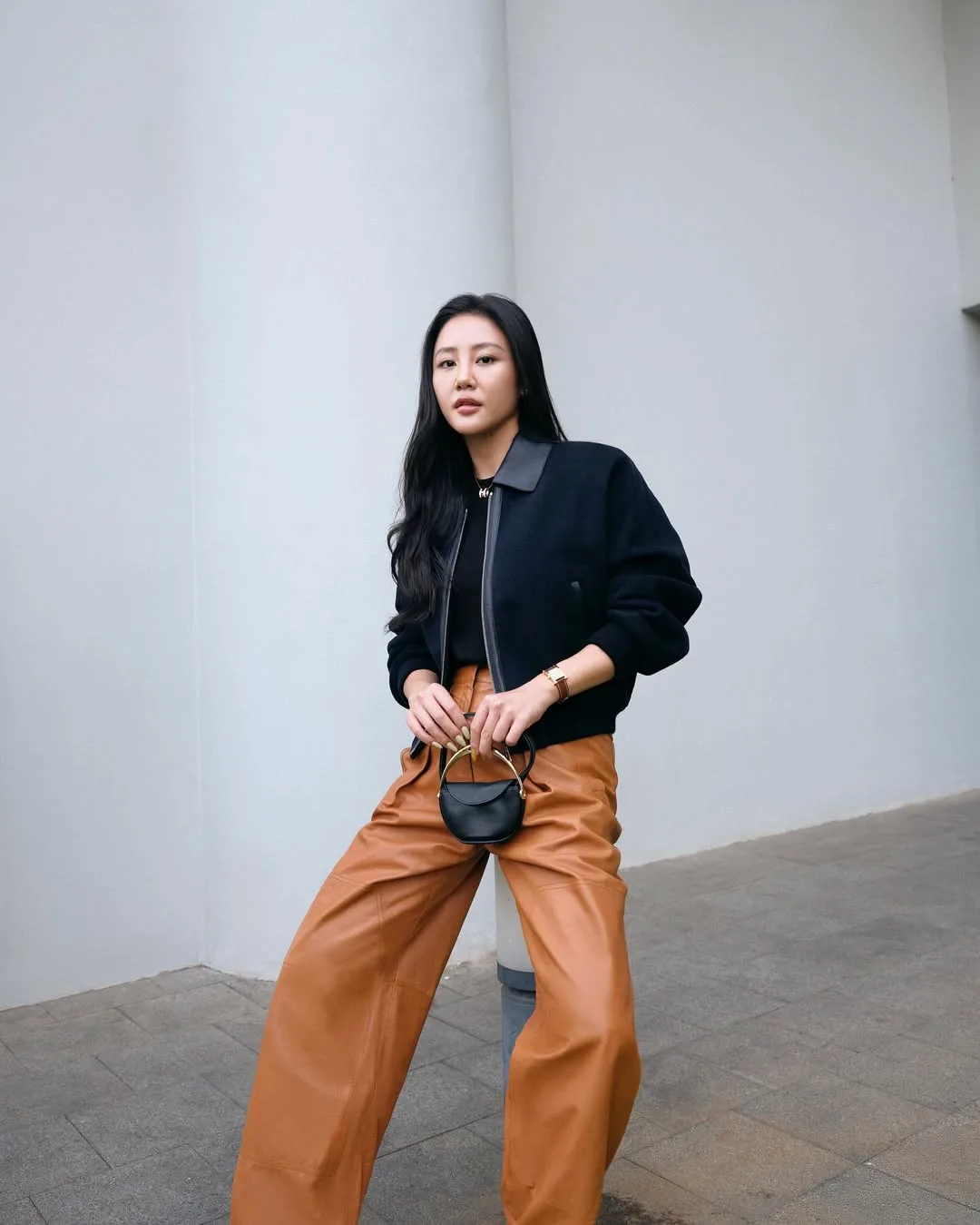 thời trang văn mai hương làm mới chiếc quần ống rộng