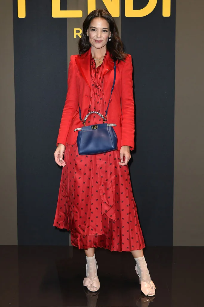 Katie Holmes xuất hiện tại show diễn của thương hiệu Fendi tại tuần lễ thơi ftrang Milan Xuân - Hè 2020.