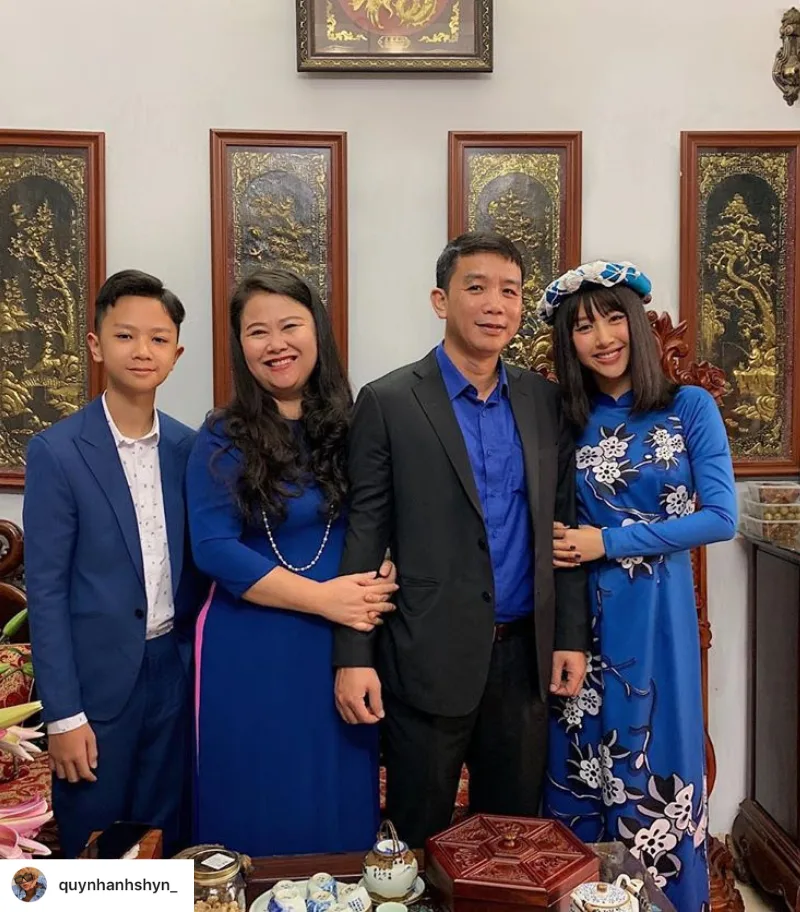 Thời trang Tết 2019 Quỳnh Anh Shyn
