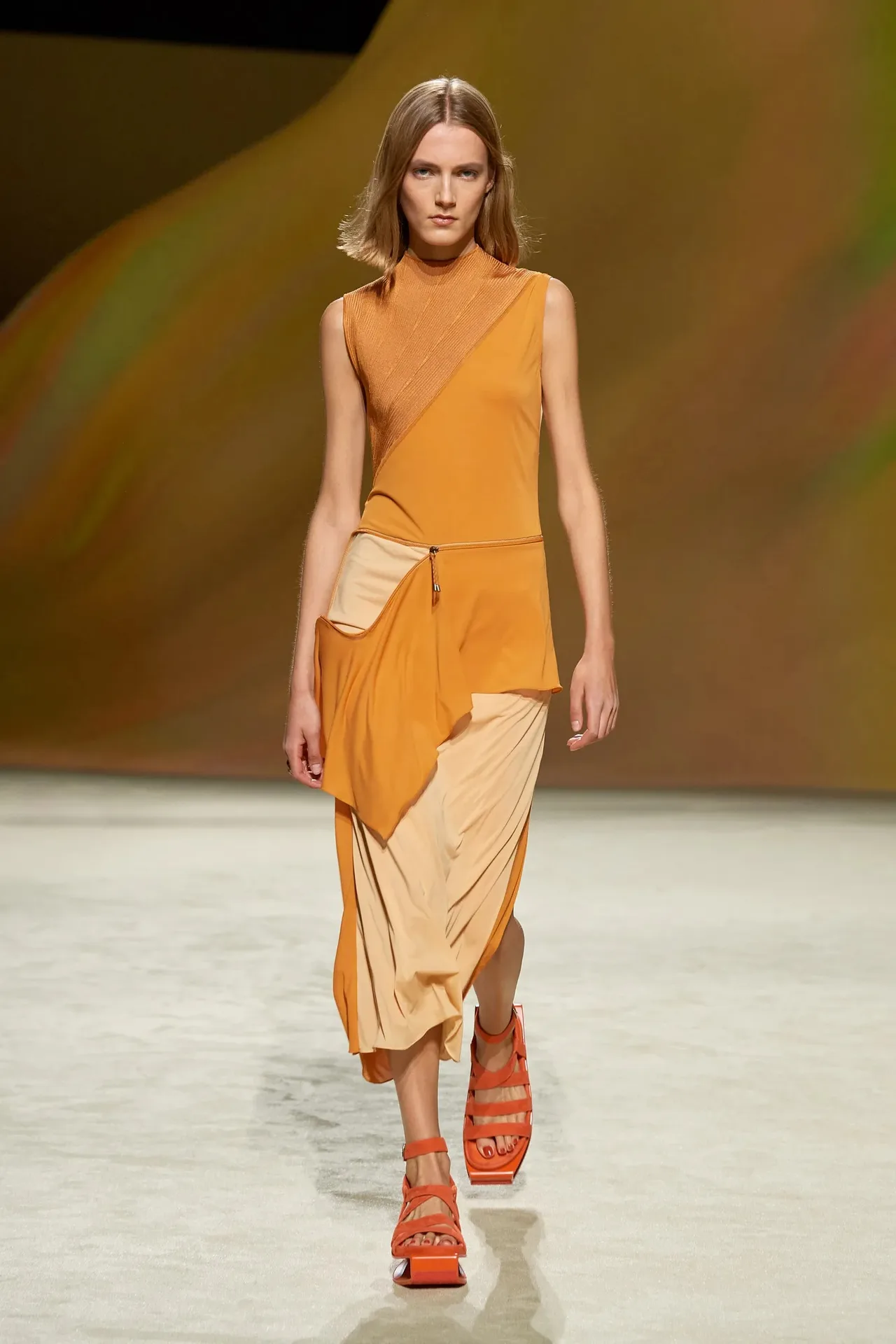 Hermès Xuân Hè 2023 look 25