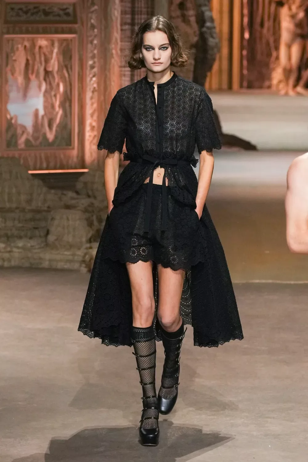 CD xuân hè 2023 look 12