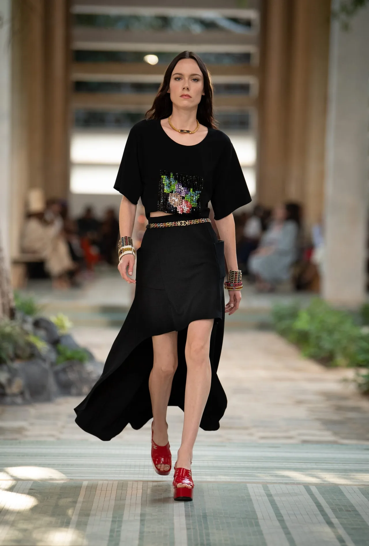 CHANEL Métiers d’art DAKAR 2022/23 look 15