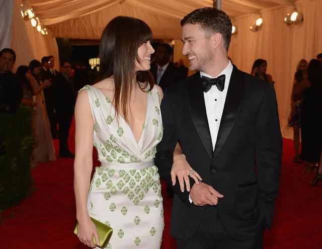 chang-duong-tinh-yeu-cua-cap-doi-ngot-ngao-nhat-hollywood-justintimberlake-jessicabiel-05