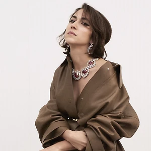 BST Fendi Eaux d’Artifice: Trang sức trăm năm
