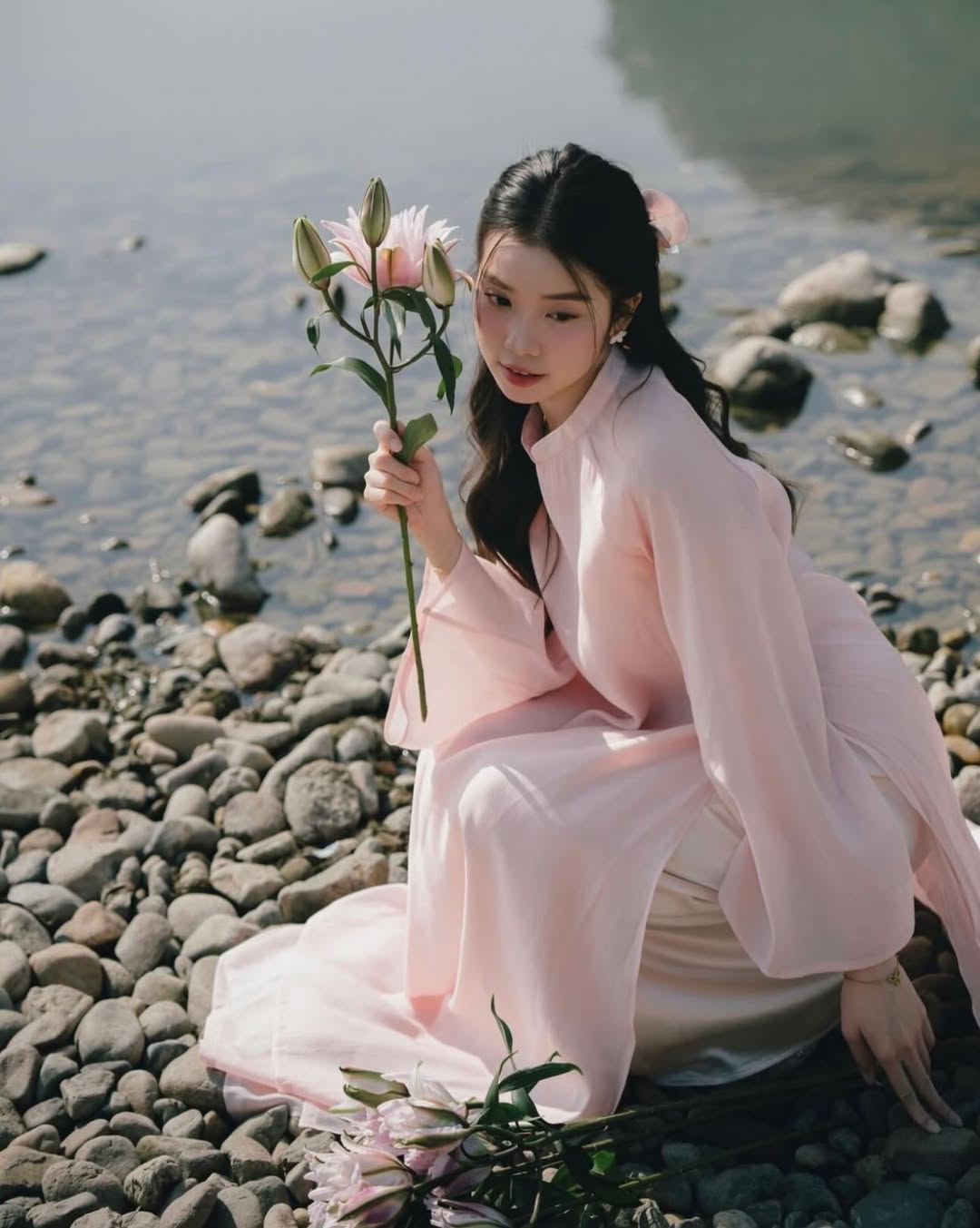 áo dài màu hồng pastel