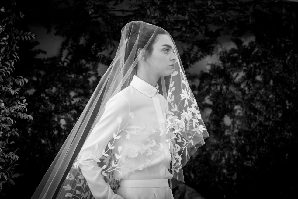 Hình ảnh hậu trường từ Bridal Spring Fashion Week 2017 - ellevietnam 17